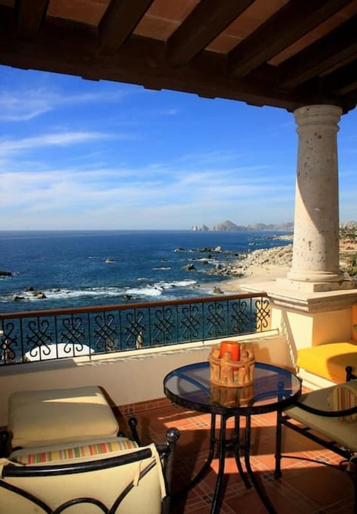 Paradise Family Suite @ Cabo San Lucas