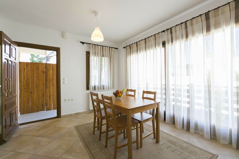 Velia Seaside Apartments