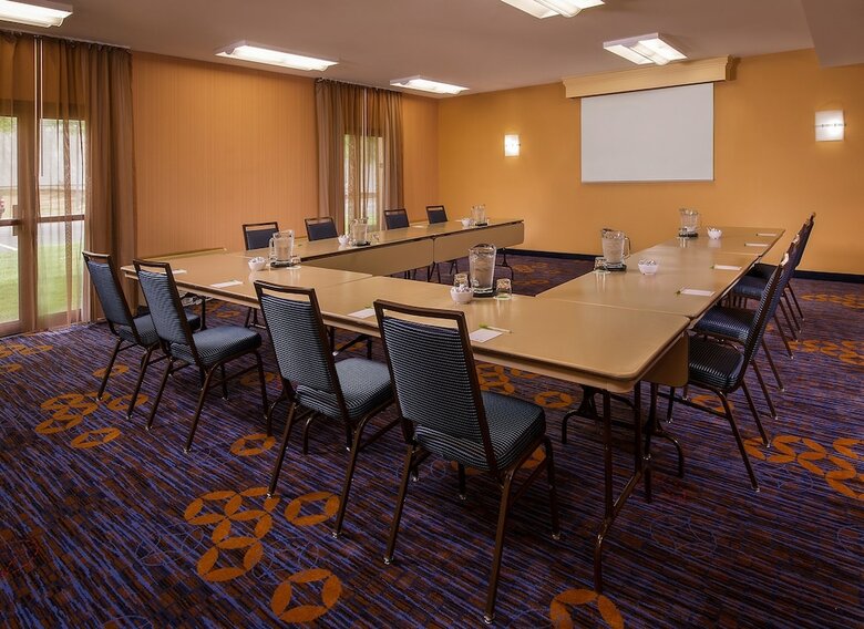 Hotel Courtyard By Marriott Richmond West