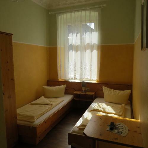 Hostal Gasthaus Zum Lamm