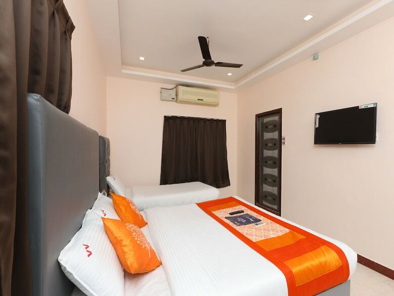 Hotel Oyo 11736 Venkateswara Vilasam