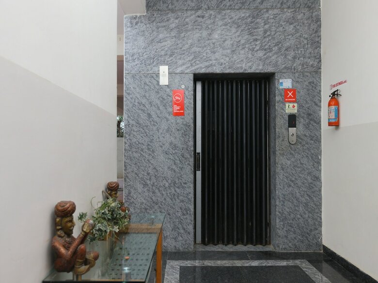 Hotel Oyo 20013 Silverkey Omr