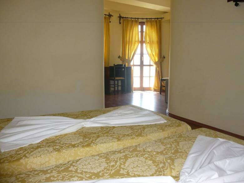 Hotel Il Conte Di Monte Cristo