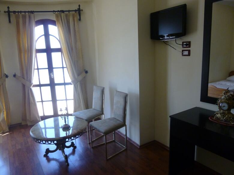 Hotel Il Conte Di Monte Cristo