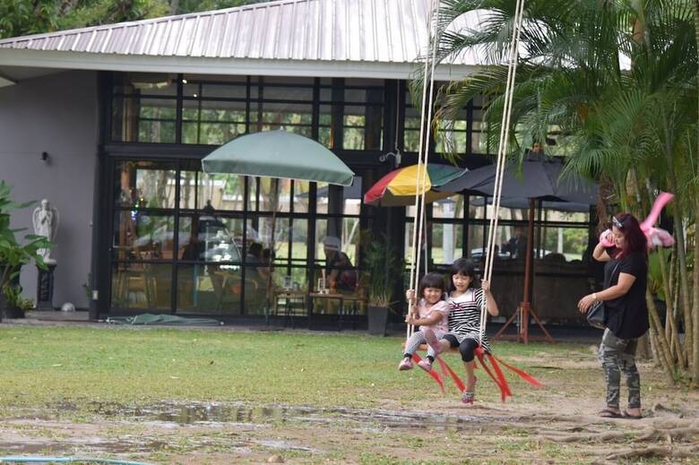 Hotel The Forest Home Resort