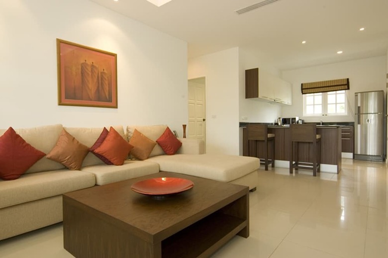Ocean Breeze Apartment By Pips