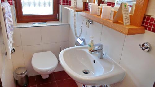 Hostal G�stehaus Kaiser