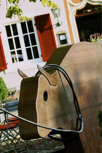 Ox Hotel