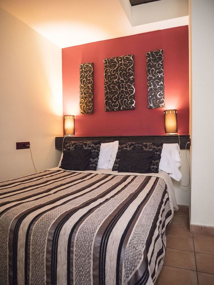 Apartamentos El Can�nigo De Teruel