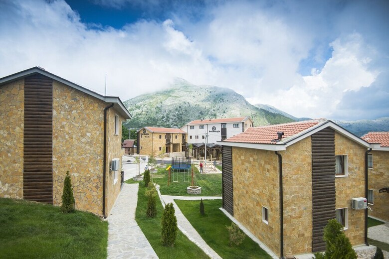 Apartamentos Ethno Village St. George