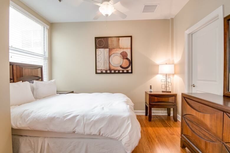 Apartamentos Bluebird Suites Near Autozone Park