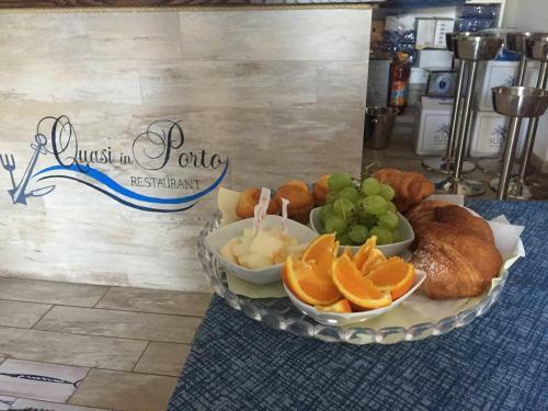 Bed & Breakfast Quasi In Porto Rooms