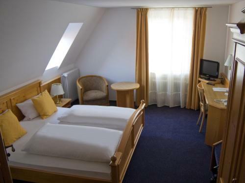 Hotel Restaurant Gr�ner Baum Und Altes Tor