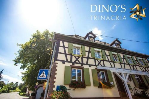 Hostal Dino's Trinacria