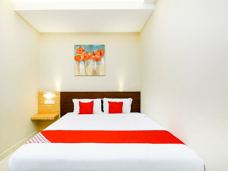Hotel Oyo 1023 La Mirina Boutique Inn