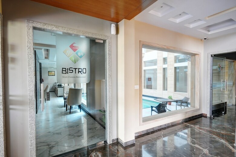 Hotel Chirag