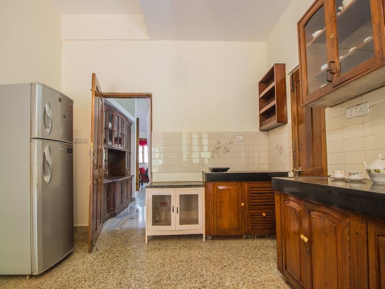 Oyo 12028 Home Elegant 5bhk Villa Majorda