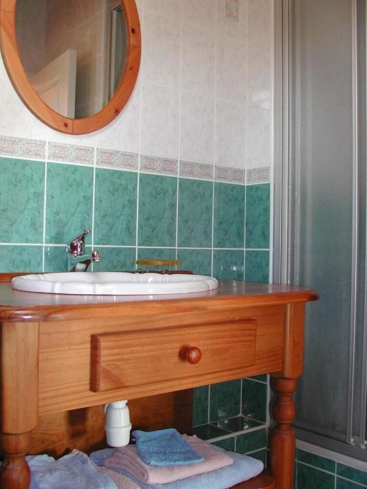 Hotel Le Domaine De Rugornou Vras