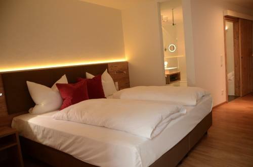 Hotel-restaurant & Metzgerei R��le