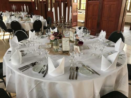 Hotel-restaurant & Metzgerei R��le
