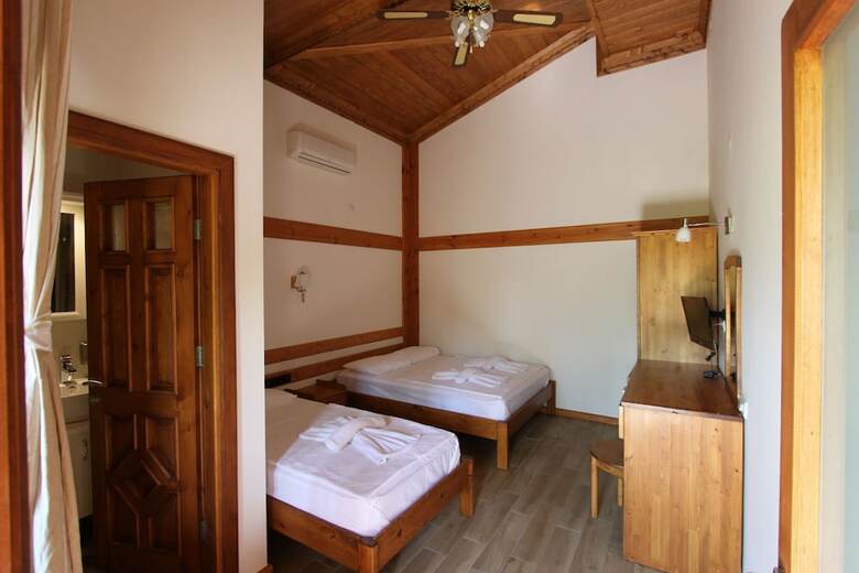 Hotel Elly's Home