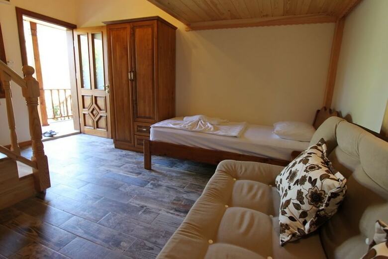 Hotel Elly's Home