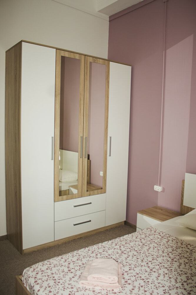 Hostal Chekhov House Hostel & Hotel
