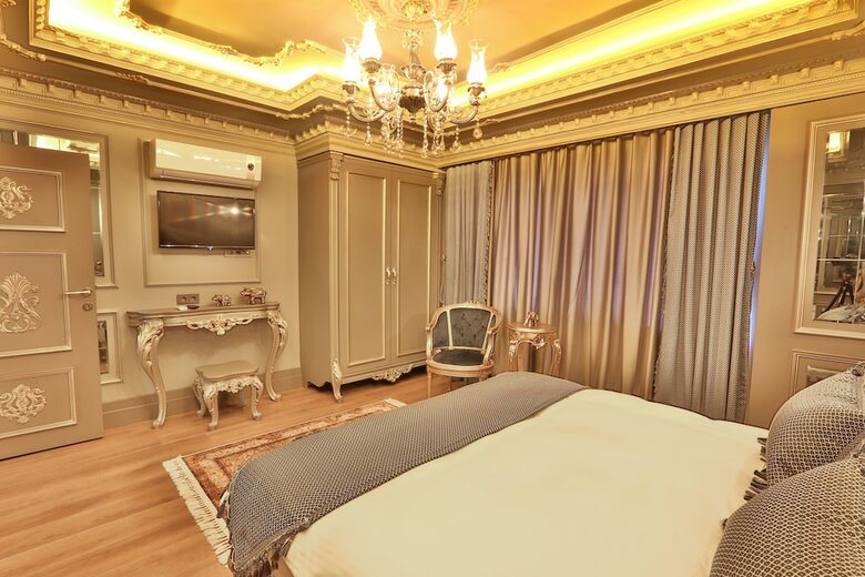 Hotel Real King Suit Otel
