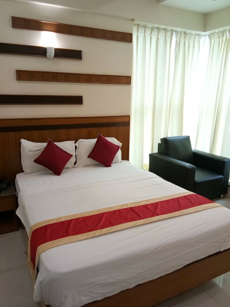 Hotel Hlv Grand Inn