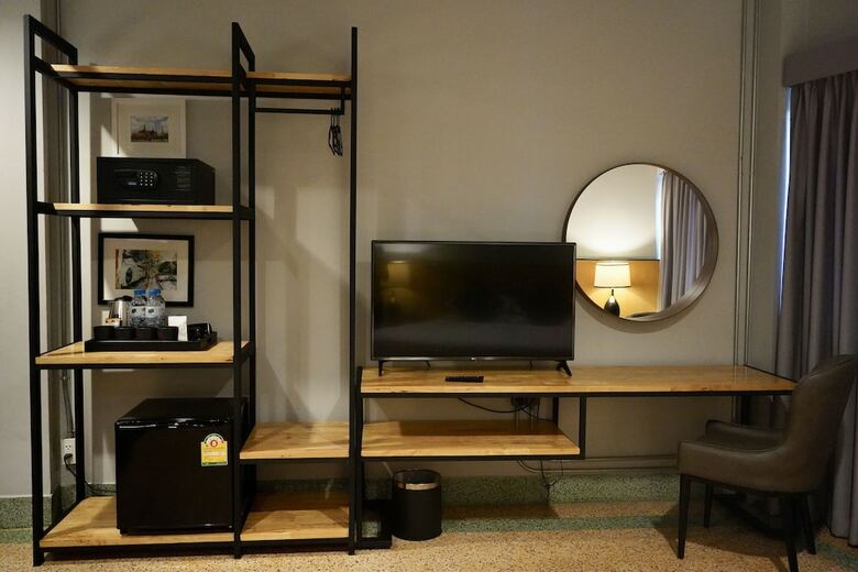 Hotel W22 By Burasari