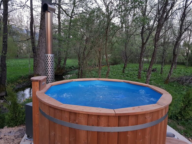 Vodenica Vrelo Chalets