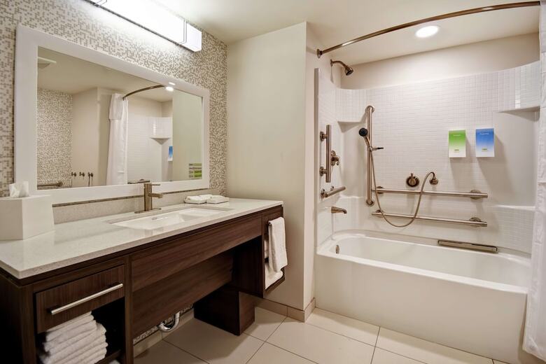 Hotel Home2 Suites By Hilton Lagrange