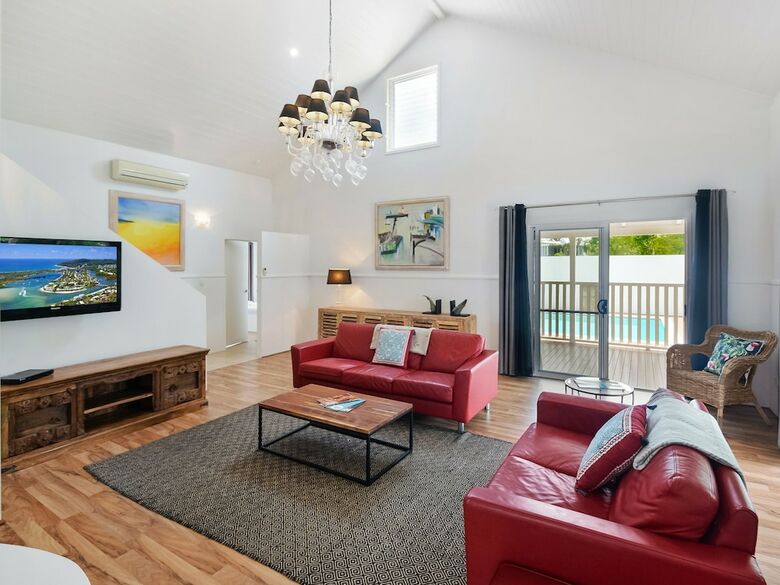 30 Wyuna Drive