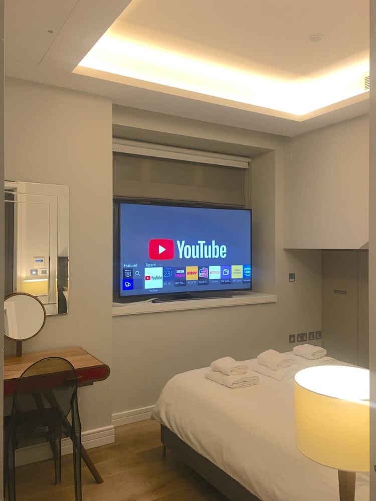Apartamentos Trafalgar Luxury Suites