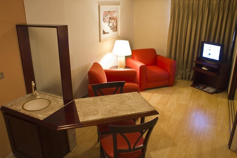 Hotel Le Premier Suites