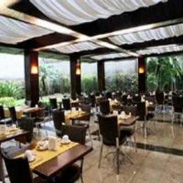 Hotel Slaviero Executive Jardins