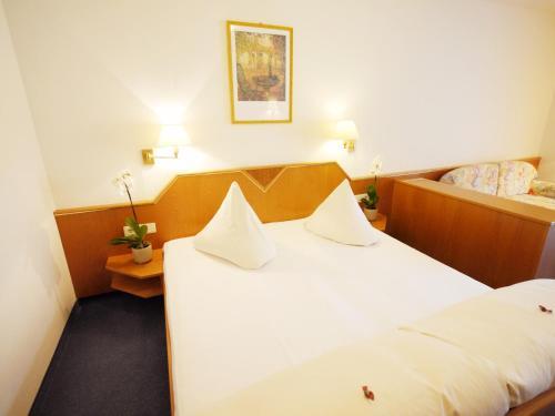 Posthotel Kreuz-post