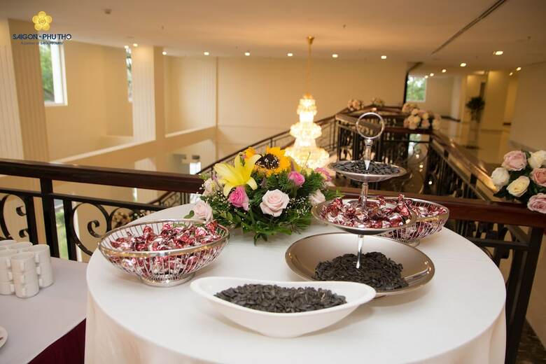 Sai Gon Phu Tho Hotel