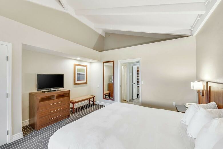 Hotel Pointe Hilton Tapatio Cliffs Resort