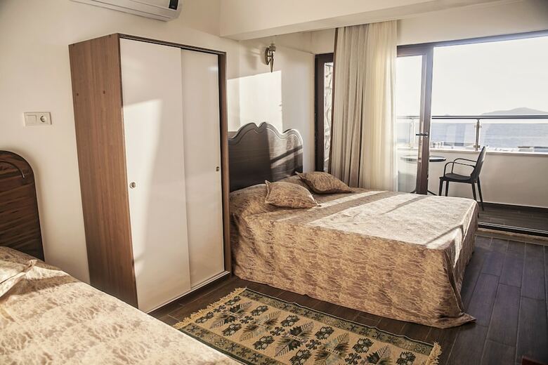 Stone Hotel