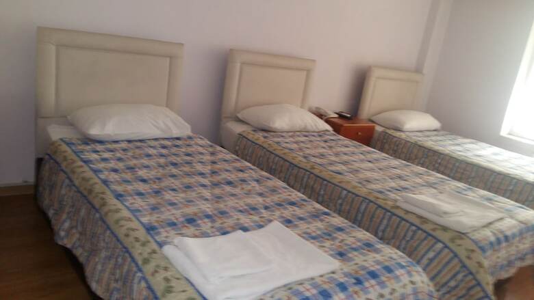 Hotel Bayrakli Otel