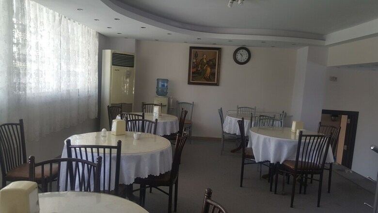 Hotel Bayrakli Otel