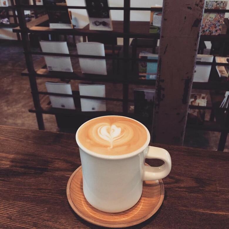 Hostal Kinco. Hostel + Cafe