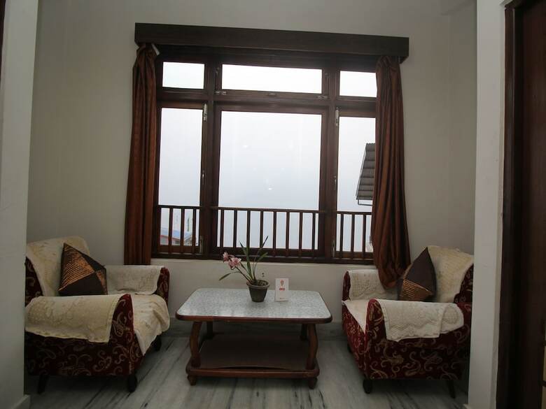 Oyo 7620 Hotel Yukim Residency