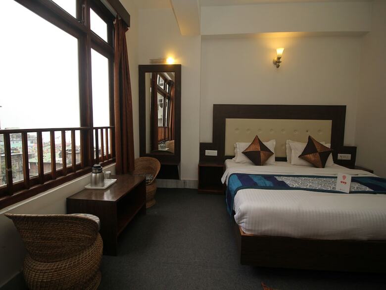 Oyo 7620 Hotel Yukim Residency