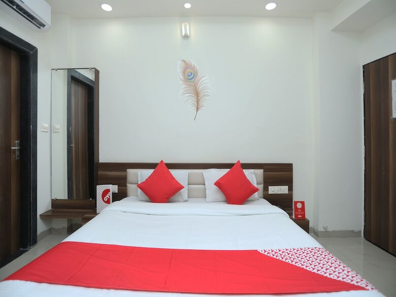 Hotel Oyo 14593 Smart Rooms By Shree Vatika