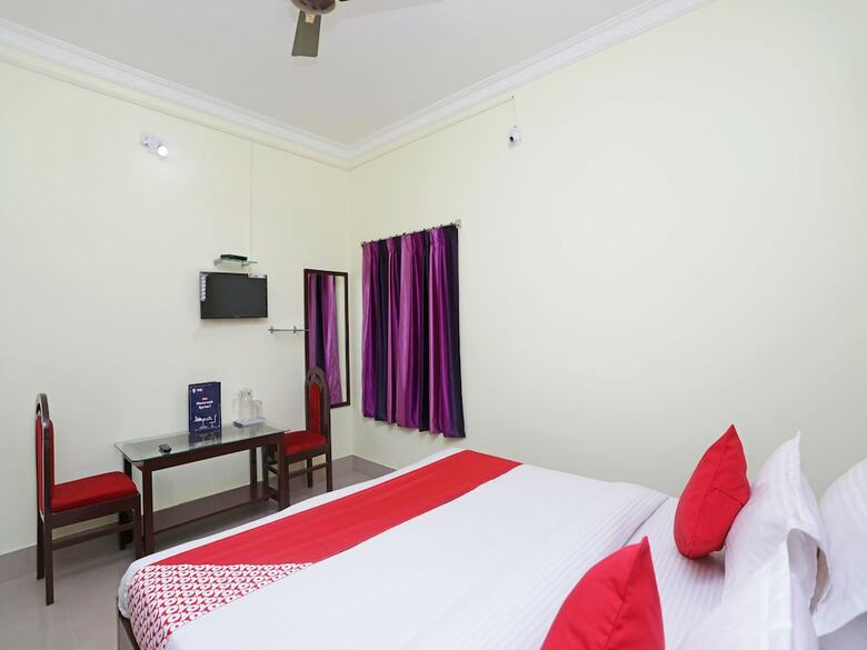 Hotel Oyo 13859 Soveet Residency
