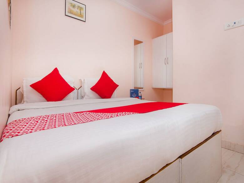 Oyo 13471 Hotel Homestay