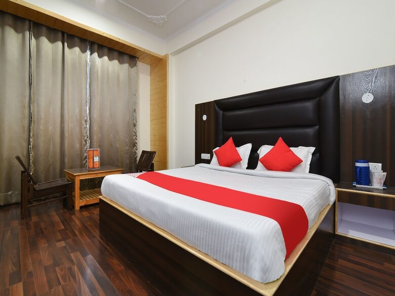 Oyo 15699 Hotel Conifer