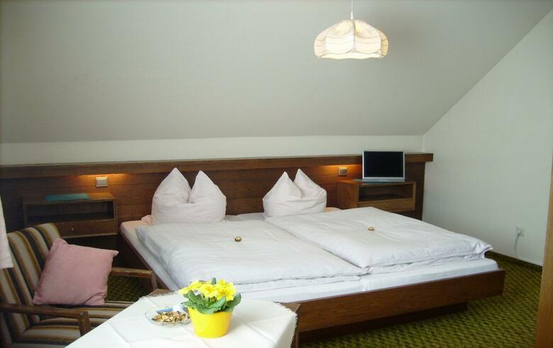 Hostal G�stezimmer An Der Rench
